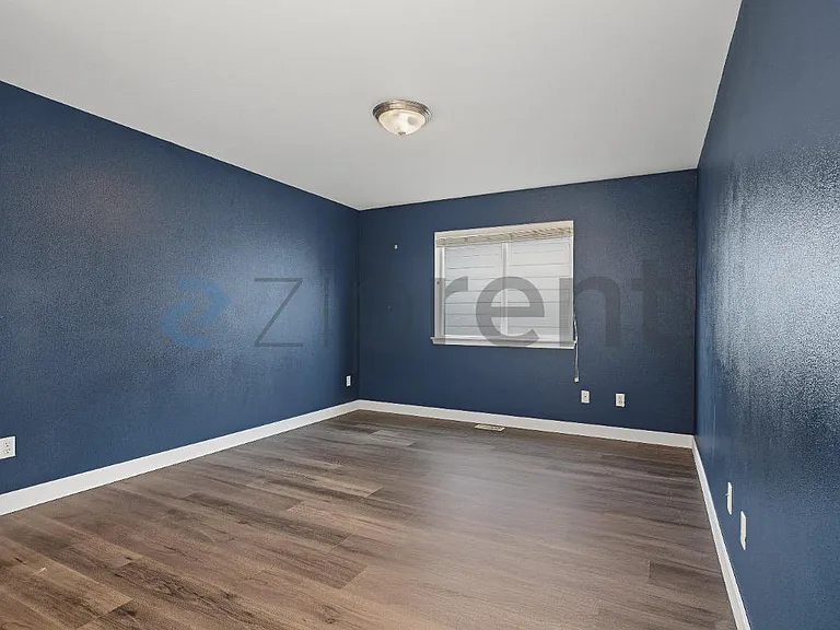 7625 Kodiak Ave NE — Photo 14
