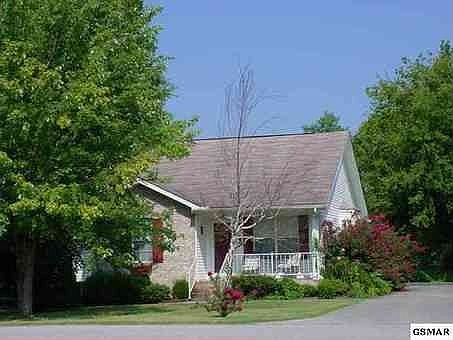1st image of 620 S Asbury Dr