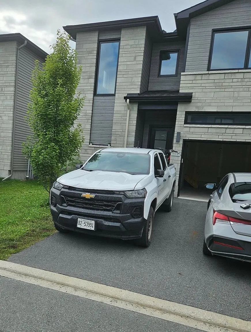 3 bed, $2,700 — Photo 1