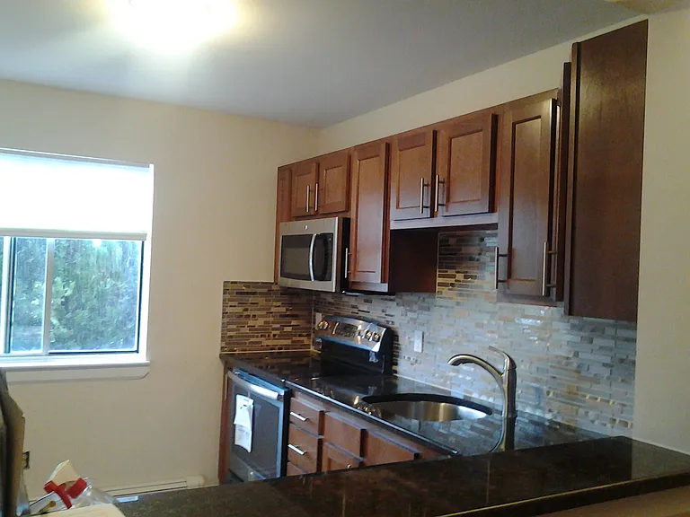 518 Harbor View Ct — Photo 2