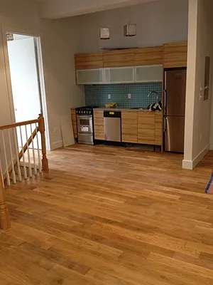 Rented by Full Time Management | media 38