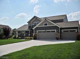 191 Tuckahoe Ct NE, Grand Rapids, MI 49546