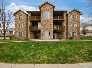 2871 Coral Ct APT 101, Coralville, IA 52241