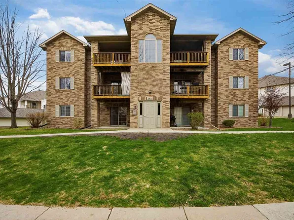 2871 Coral Ct APT 101, Coralville, IA 52241