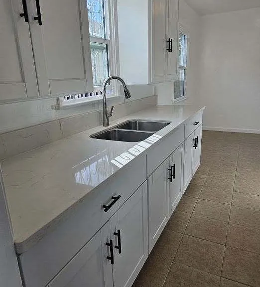 1310 W 89th St — Photo 22