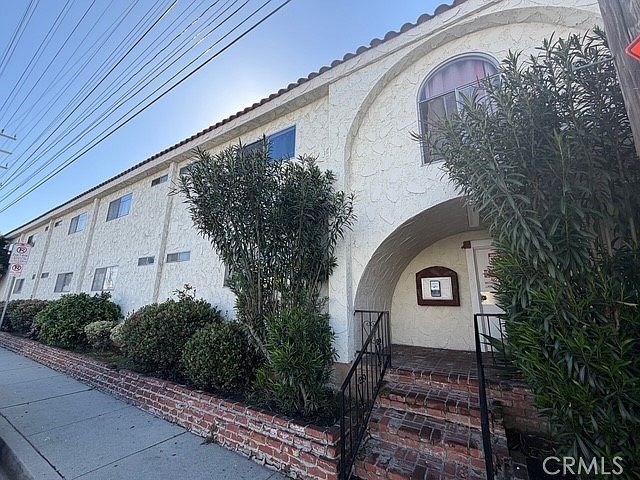 1st image of 25711 Frampton Ave