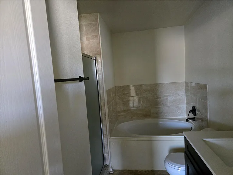 22014 Orchard Dale Dr — Photo 10