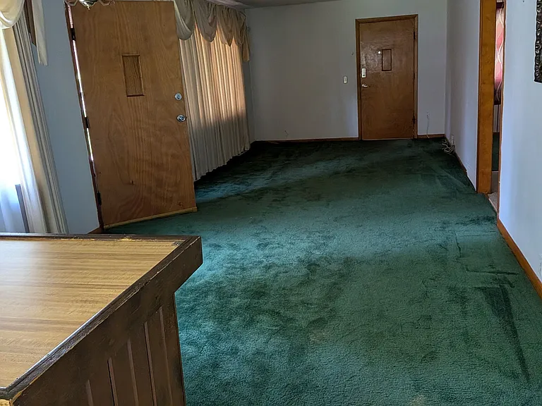 506 Noble Ct — Photo 2