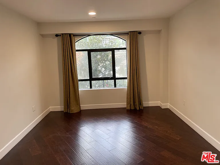 1636 S Beverly Glen Blvd #104 — Photo 18