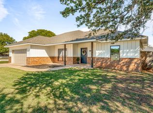1501 Johnson Rd #A, Iowa Park, TX 76367