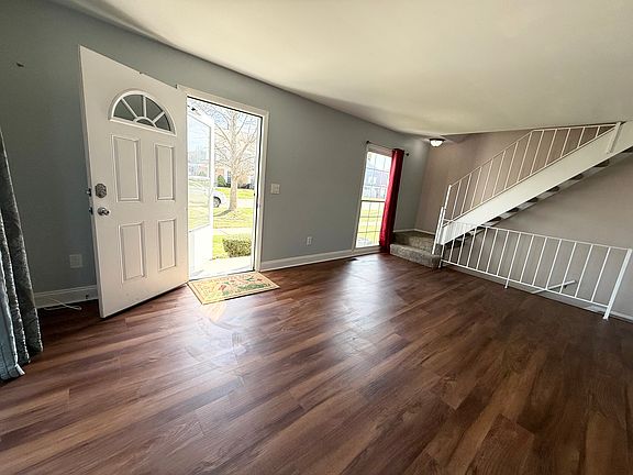 4th image of 23647 Stonehenge Blvd #11
