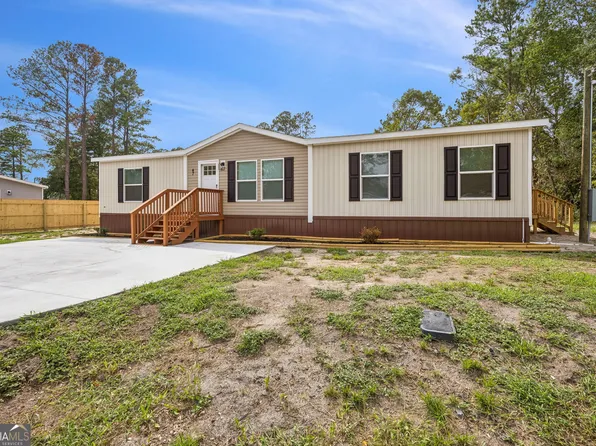 47 Bailey St, Folkston, GA 31537