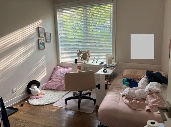 1120 W Polk St, Chicago, IL