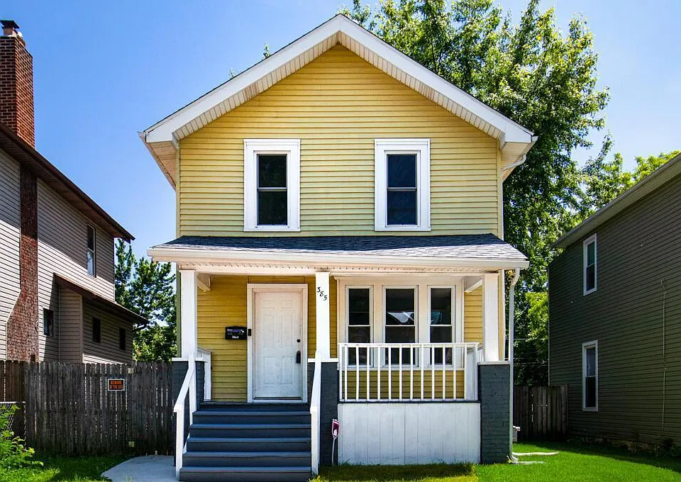 385 E Welch Ave