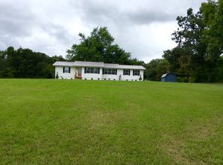 808 Pow Camp Rd, Crossville, TN 38572