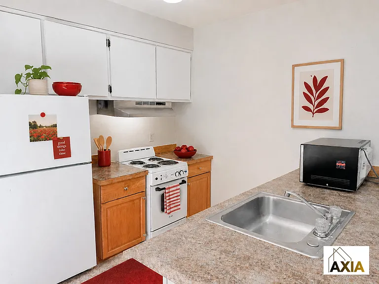 1200 College Ave #106 — Photo 4