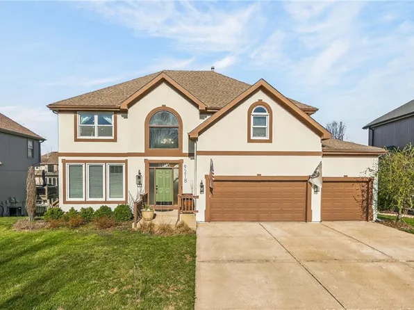 9218 N Virginia Ave, Kansas City, MO 64155