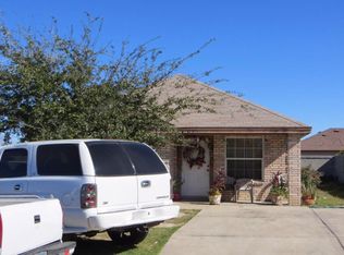 409 Jazmin Rd, Laredo, TX 78043