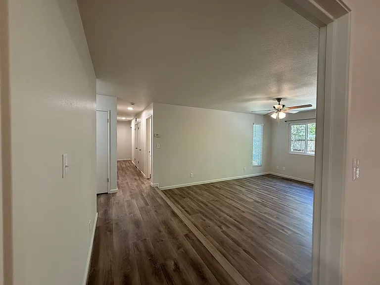 3709 Columbine Dr — Photo 17