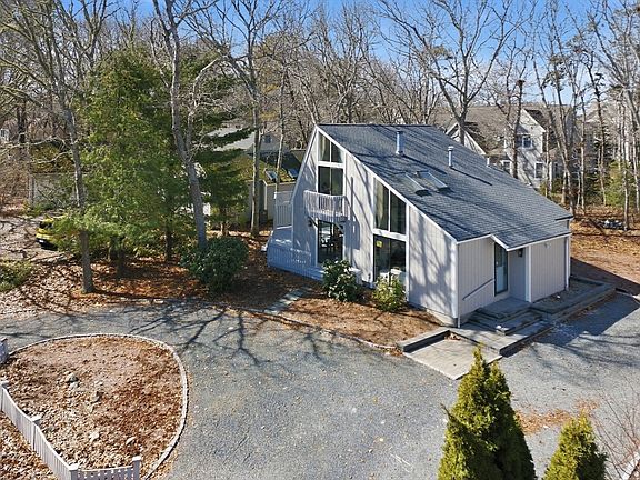 4th image of 18 Sand Dollar Ln