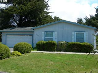 855 Jackson Ave, Bandon, OR 97411