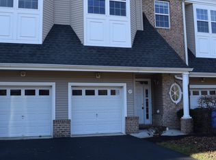 23 Island Breeze Ct, Manahawkin, NJ 08050