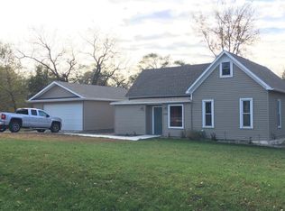 409 E 2nd St, Firth, NE 68358