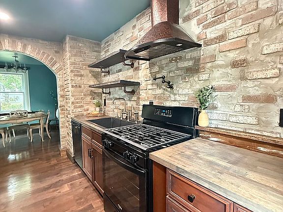 New arches & bricks