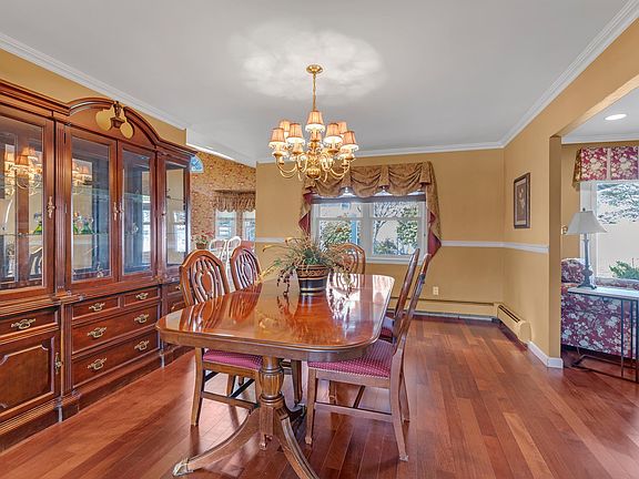 4th image of 6 Marlin Dr