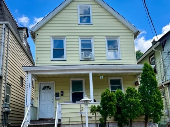 137 Columbus Pl, Roselle Park Boro, NJ 07204