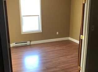 22 Ingraham St #2B, Bristol, CT 06010