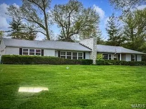 31 Tealwood Dr, Saint Louis, MO 63141