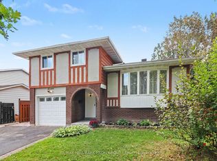 16 Eastpark Dr, Ottawa, ON K1B3Z8