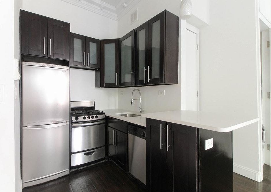 1st image of 313 W 91st St #202