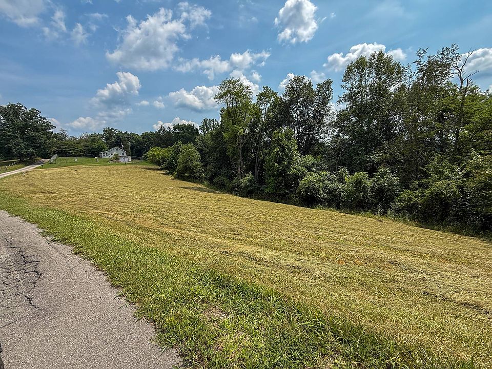 1st image of Meadow Ln