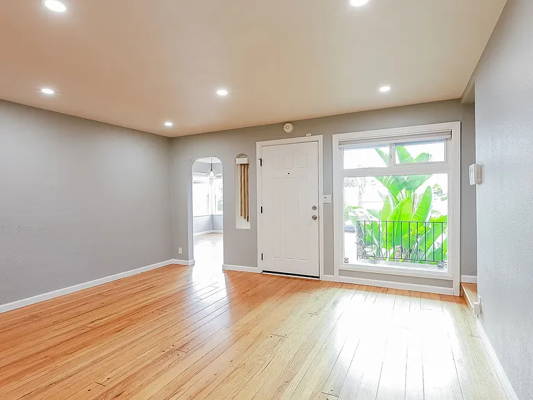 3337 64th Avenue Pl — Photo 2