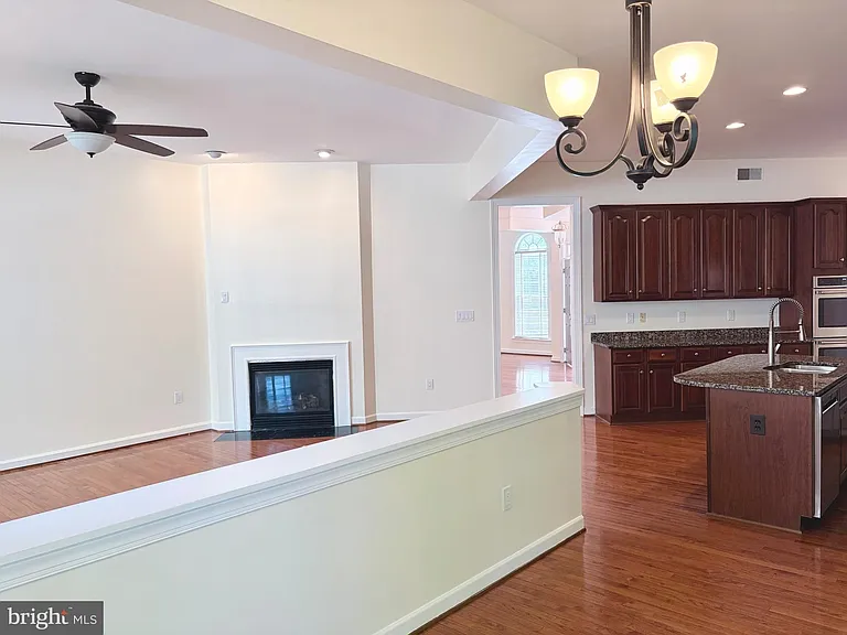 2178 Harithy Dr — Photo 5
