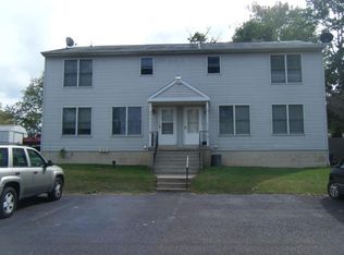 84 W Pine St, Sellersville, PA 18960