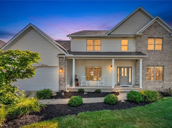 2285 N Bay Dr, Willoughby, OH 44094
