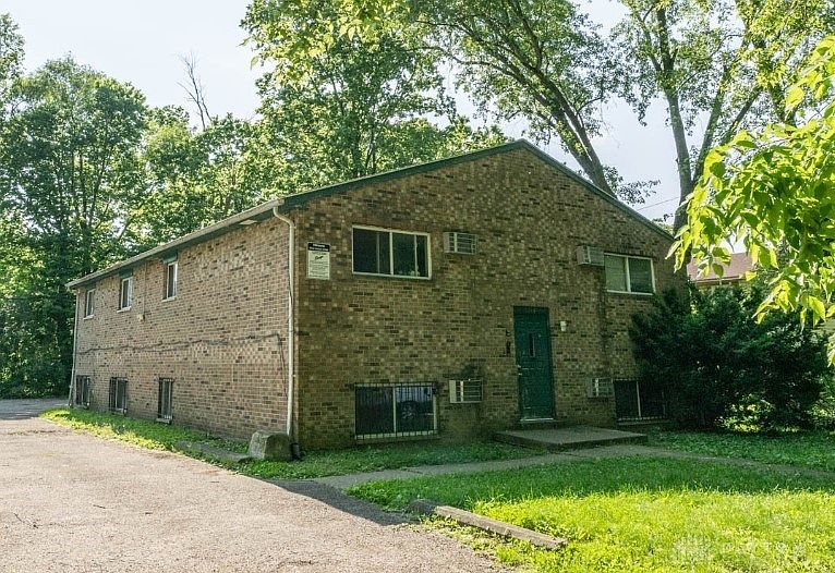 1st image of 1714 Hickorydale Dr