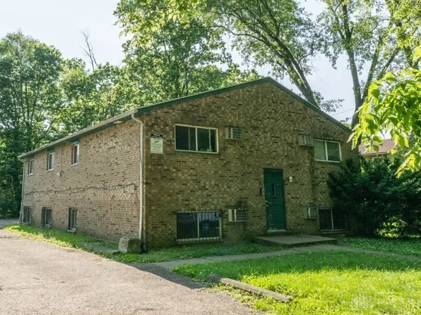 1714 Hickorydale Dr, Dayton, OH 45406