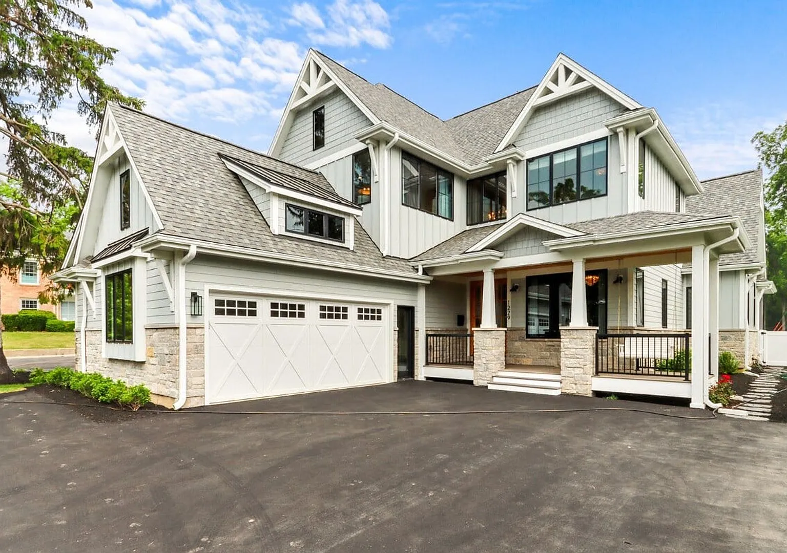 Downtown Lake Geneva Furnished Home with Pool & Patio Available for Monthly & Mid-Term Rentals — Photo 1