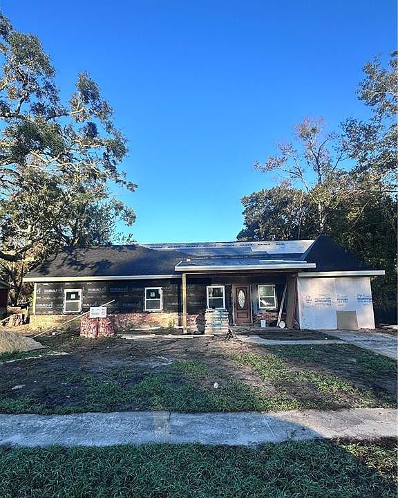1st image of 172 Stafford Ave