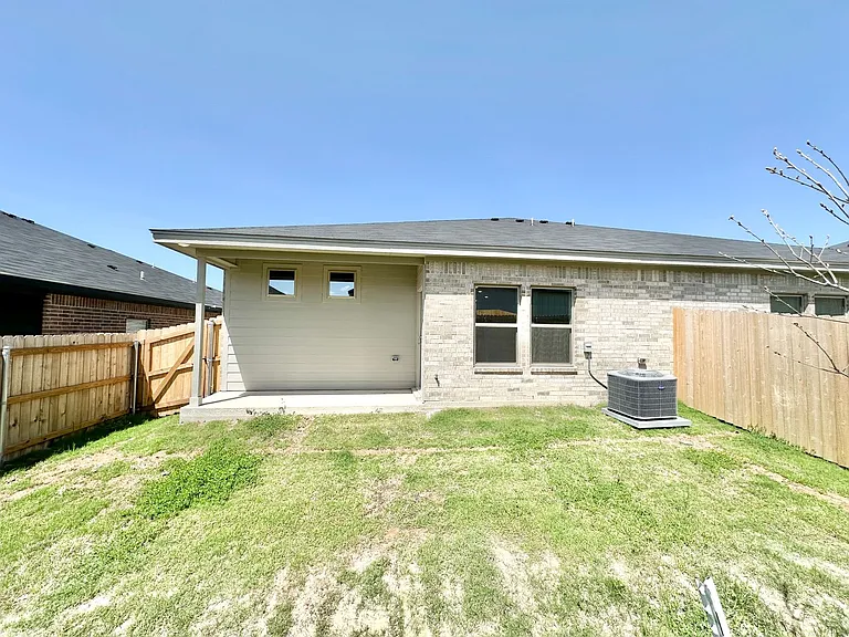 5411 Rose Garden Loop #A — Photo 30