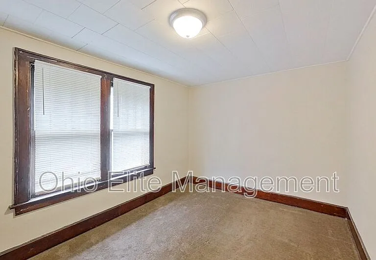 461 Reinhard Ave — Photo 14