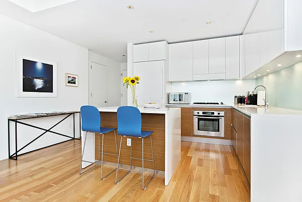 Sold by Keller Williams NYC | media 8