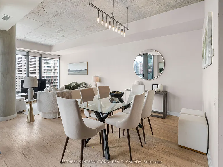 95 Bathurst St #1204 — Photo 5