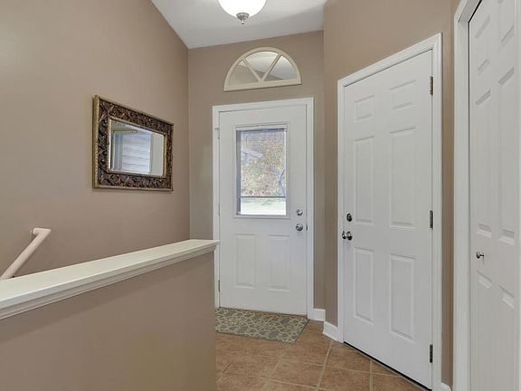 5th image of 1525 Lincoln Park Dr