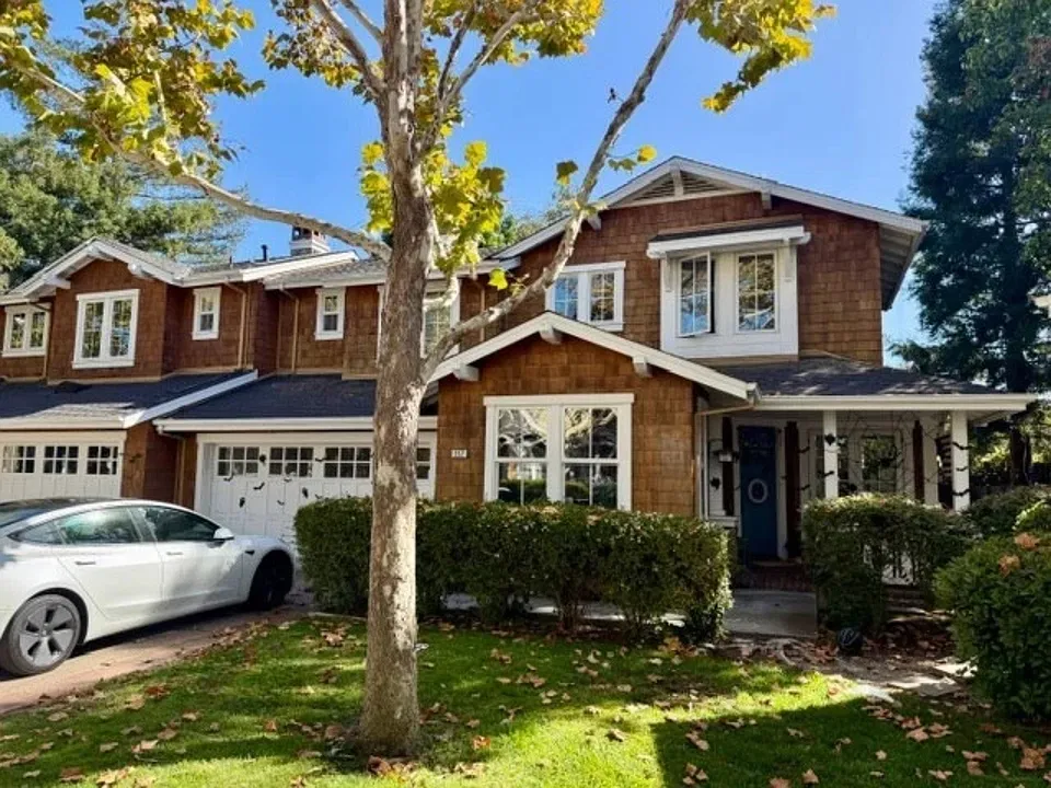 117 Naramore Ln