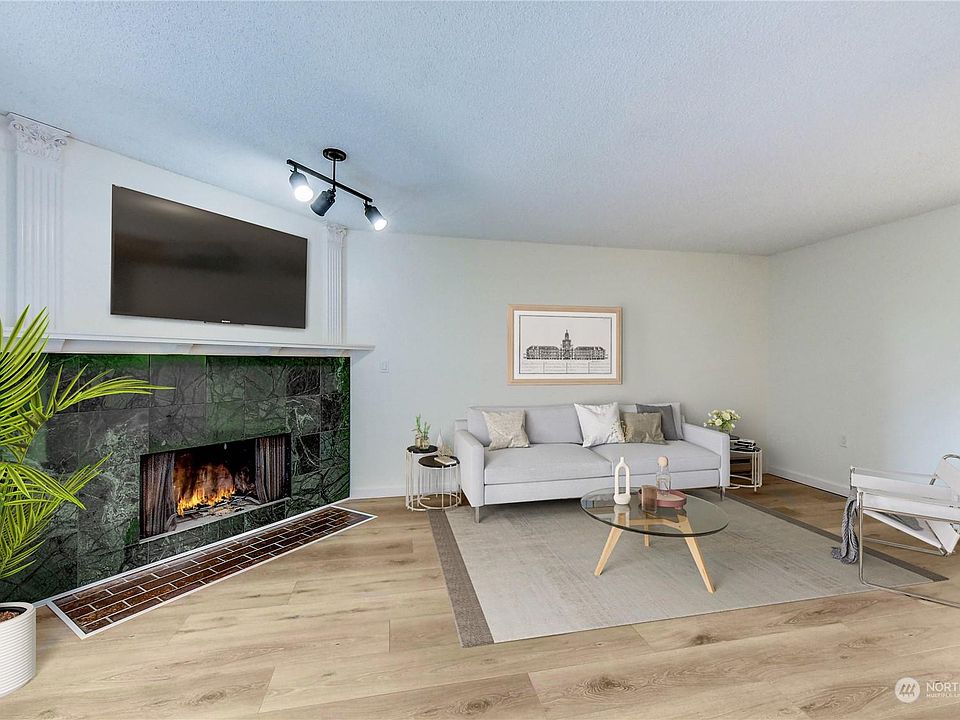 1st image of 12744 NE 116th Ln Unit K33